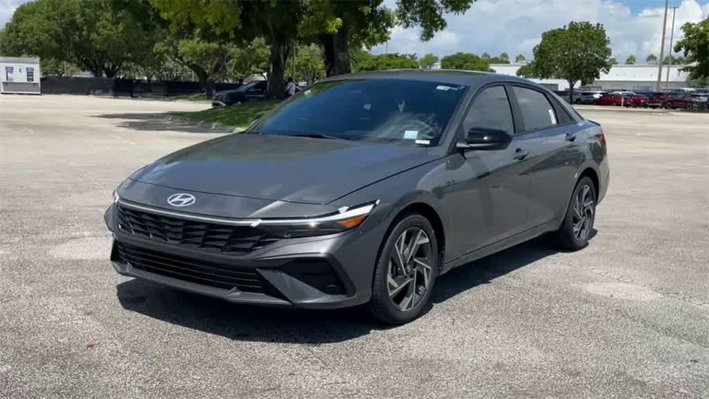 new 2025 Hyundai Elantra car, priced at $23,982