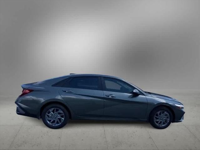 new 2024 Hyundai Elantra car, priced at $29,250