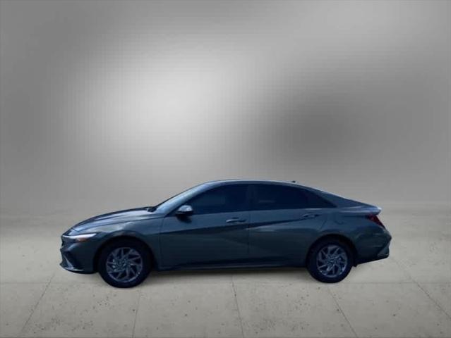 new 2024 Hyundai Elantra car, priced at $29,250