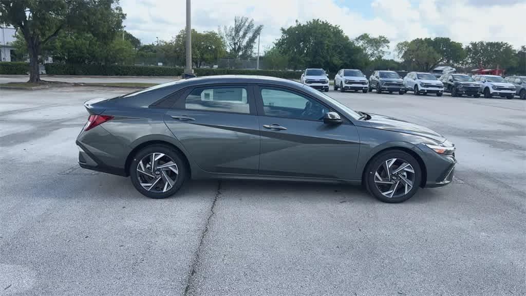 new 2025 Hyundai Elantra car, priced at $23,966