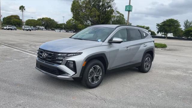 new 2025 Hyundai Tucson Hybrid car, priced at $34,191