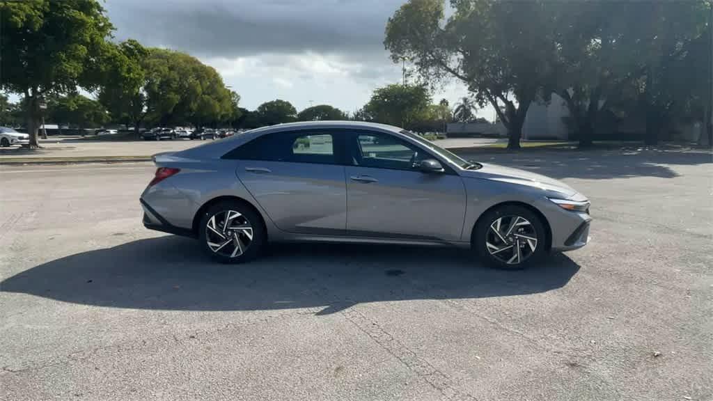 new 2025 Hyundai Elantra car, priced at $23,943