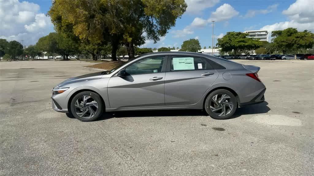 new 2025 Hyundai Elantra car, priced at $23,943