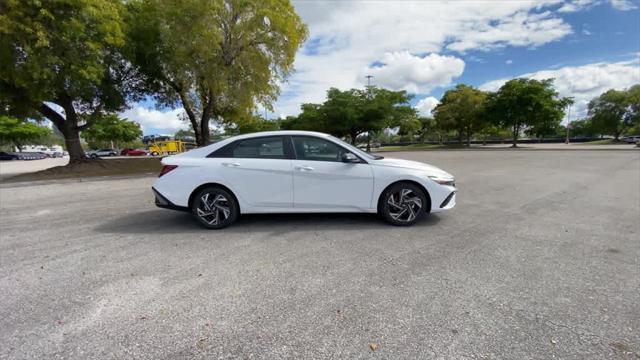 new 2025 Hyundai Elantra car, priced at $24,423