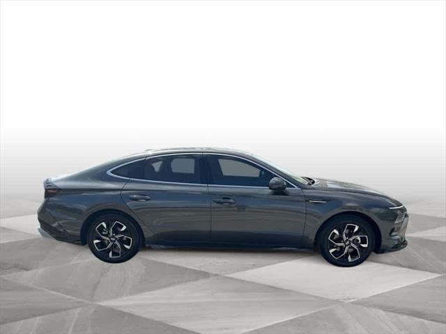 used 2024 Hyundai Sonata car, priced at $21,186