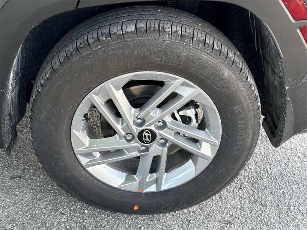 new 2025 Hyundai Tucson car, priced at $30,100