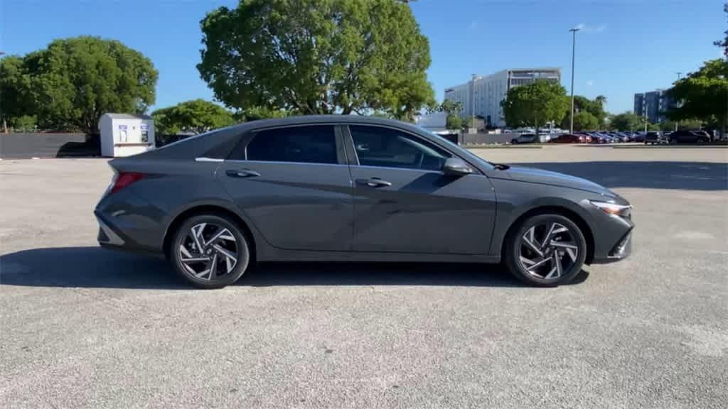 new 2025 Hyundai Elantra car, priced at $26,465