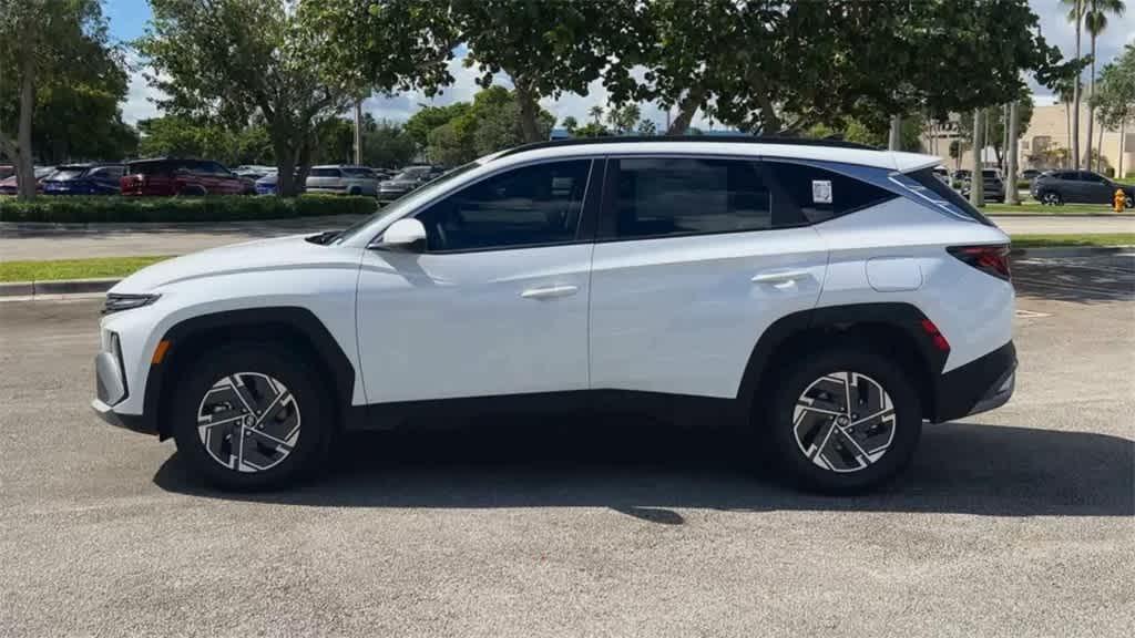 new 2025 Hyundai Tucson Hybrid car, priced at $34,643