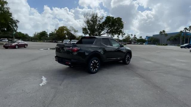 new 2025 Hyundai Santa Cruz car, priced at $31,198