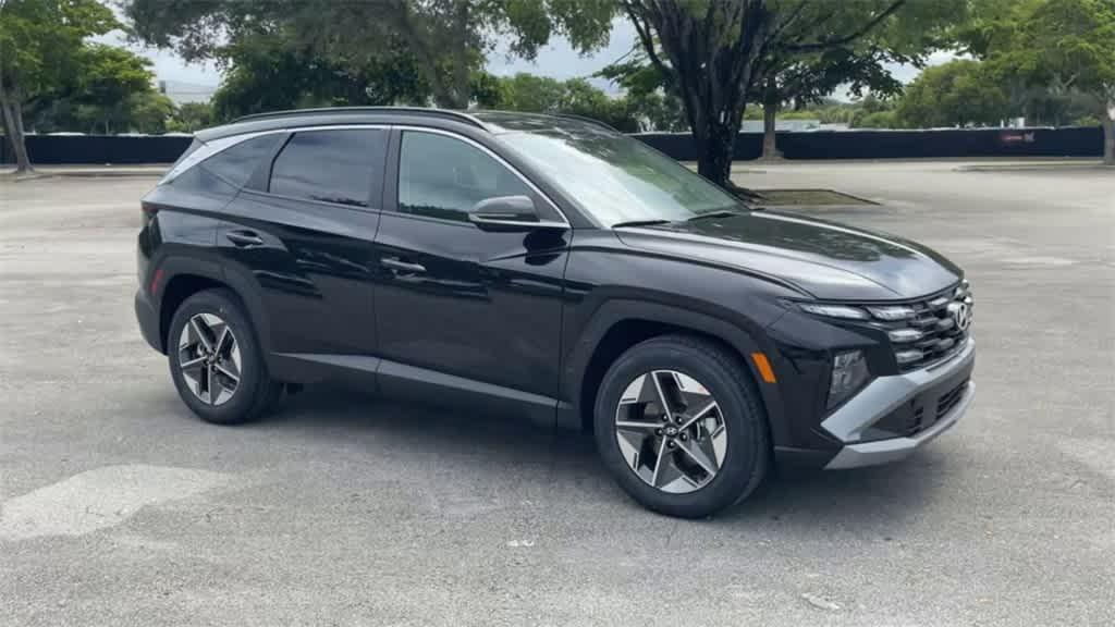 new 2025 Hyundai Tucson car, priced at $33,811