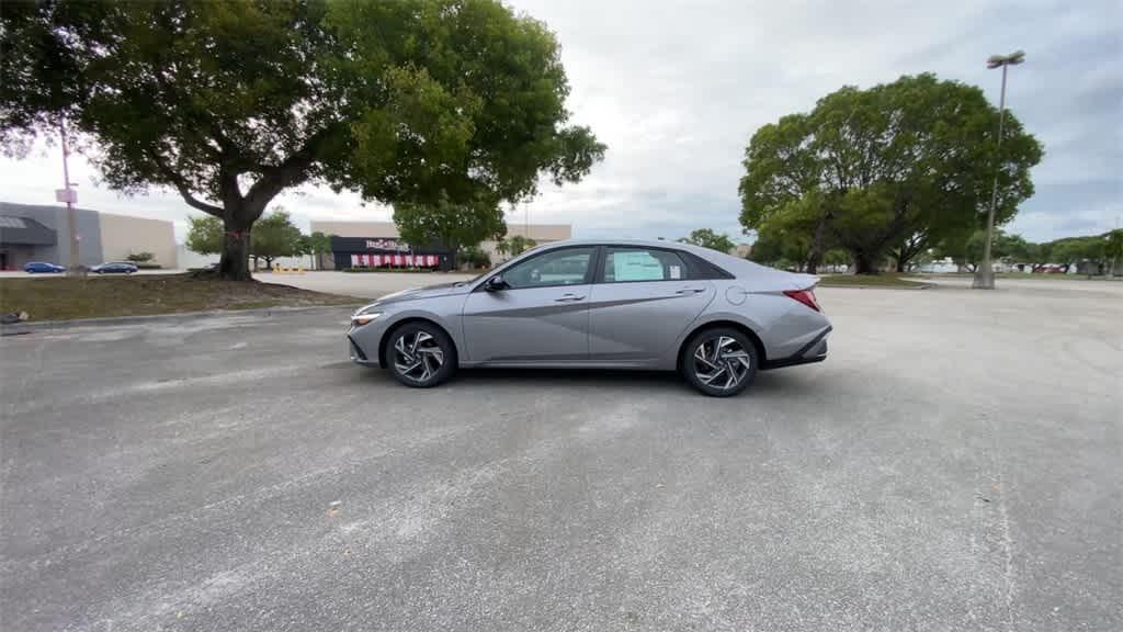 new 2025 Hyundai Elantra car, priced at $23,970