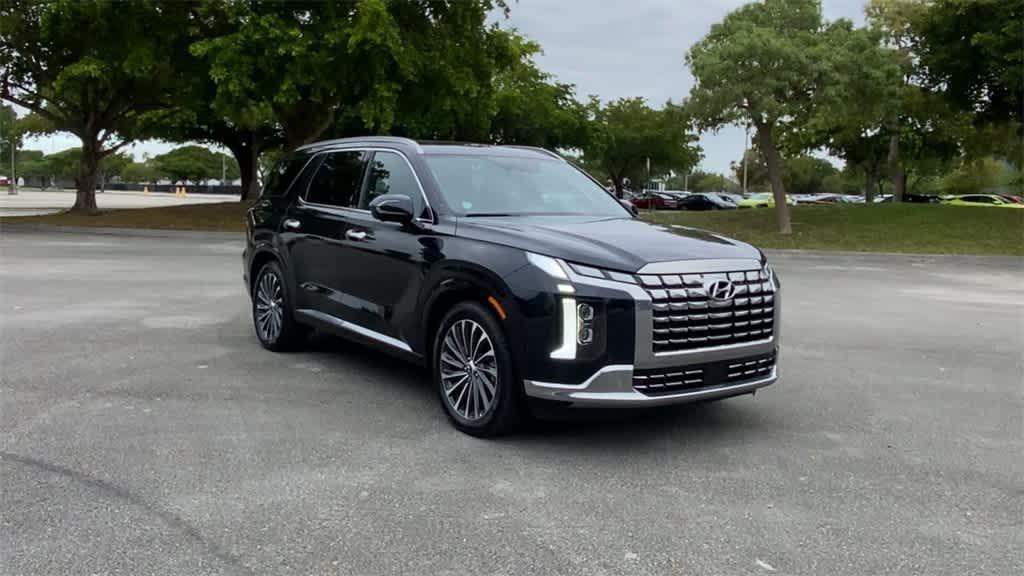 used 2023 Hyundai Palisade car, priced at $39,723