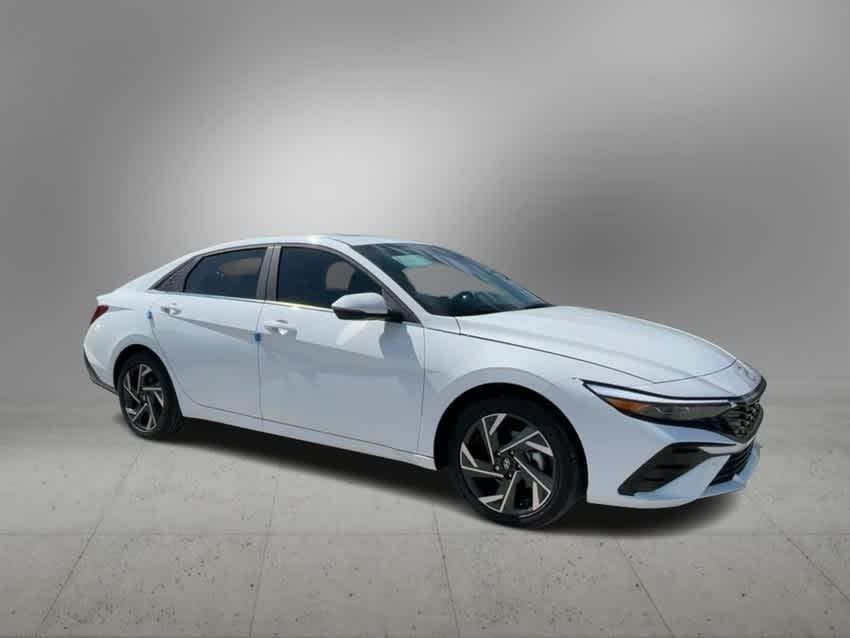 new 2024 Hyundai Elantra HEV car, priced at $31,605