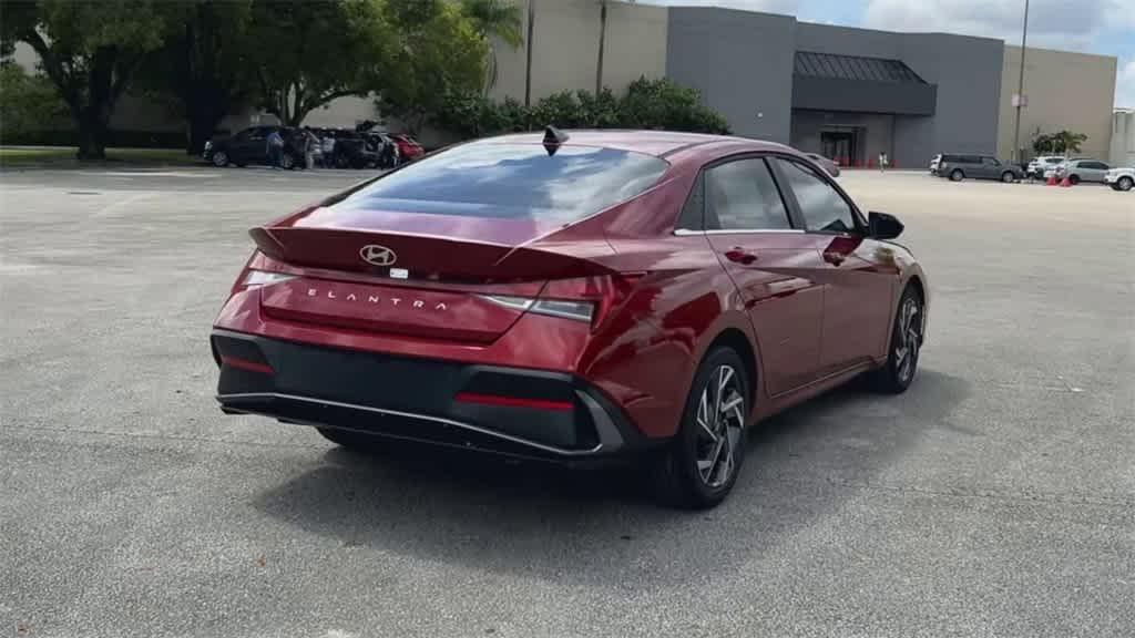 new 2025 Hyundai Elantra car, priced at $26,921