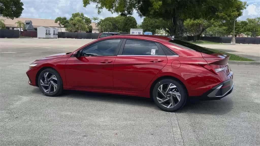 new 2025 Hyundai Elantra car, priced at $26,921