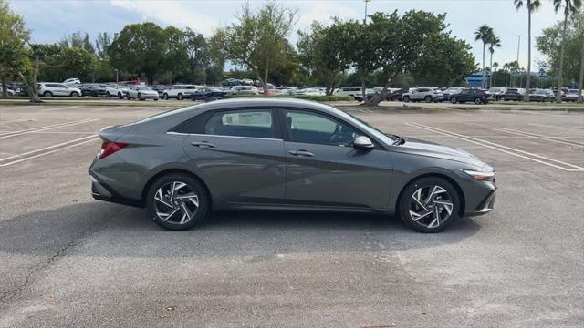 new 2025 Hyundai Elantra car, priced at $26,444