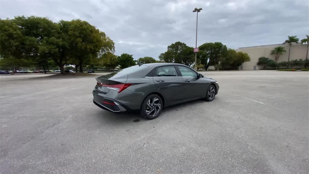 new 2024 Hyundai Elantra car, priced at $26,192