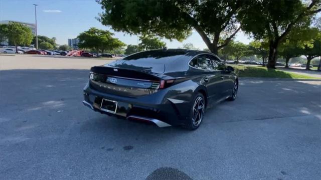 new 2024 Hyundai Sonata car, priced at $31,001