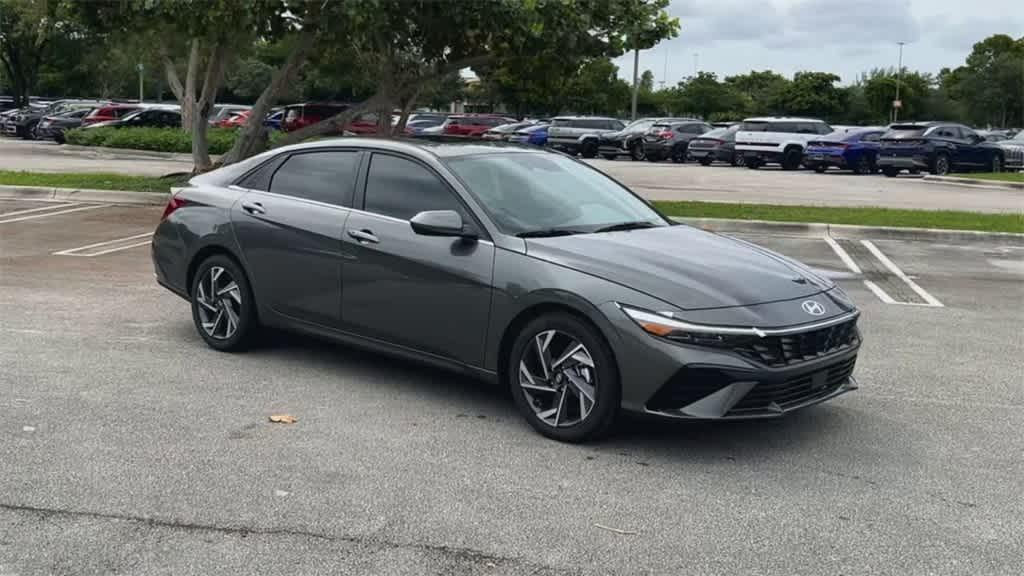 new 2025 Hyundai Elantra car, priced at $26,245