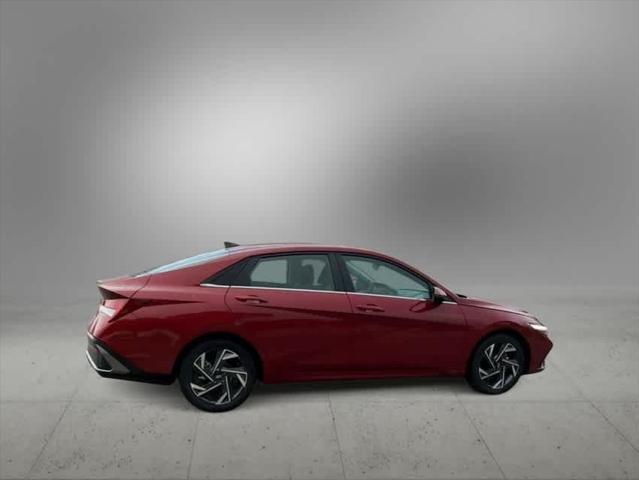 new 2024 Hyundai Elantra car, priced at $27,924