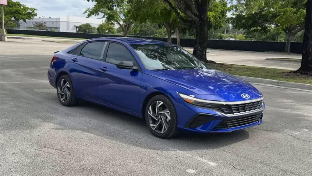 new 2025 Hyundai Elantra car, priced at $23,982