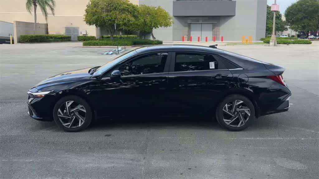 new 2025 Hyundai Elantra car, priced at $26,466