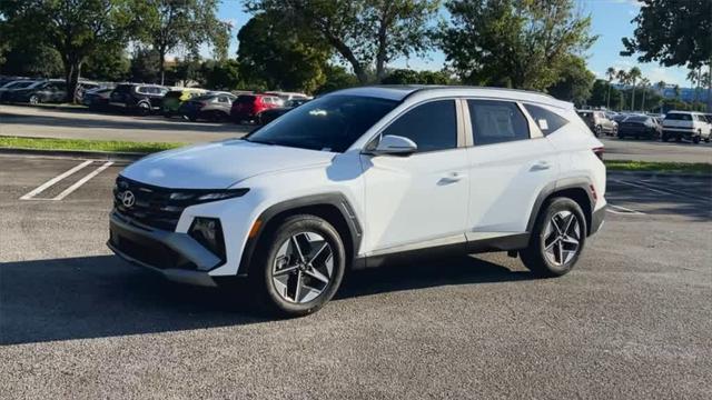 new 2025 Hyundai Tucson car, priced at $34,124