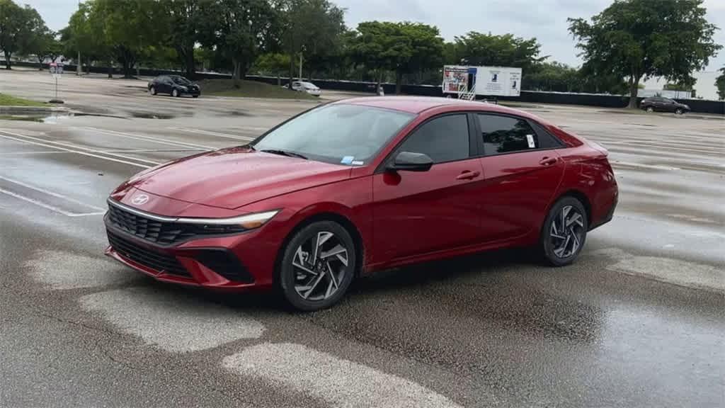 new 2025 Hyundai Elantra car, priced at $24,423