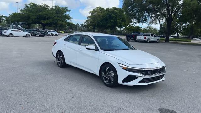 new 2025 Hyundai Elantra car, priced at $26,900