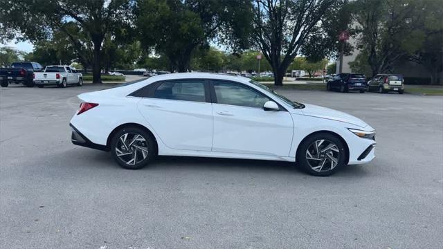 new 2025 Hyundai Elantra car, priced at $26,900