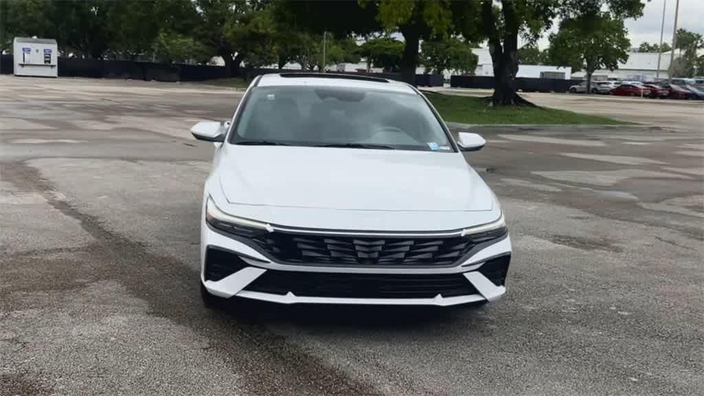 new 2025 Hyundai Elantra car, priced at $26,921