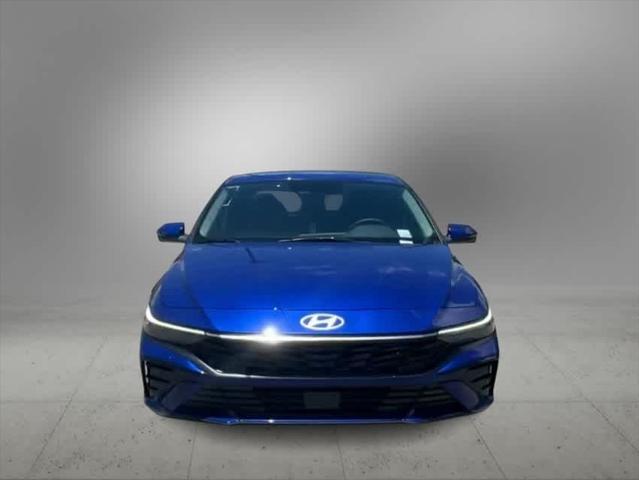 new 2024 Hyundai Elantra car, priced at $27,918