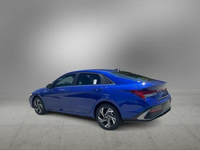 new 2024 Hyundai Elantra car, priced at $27,918