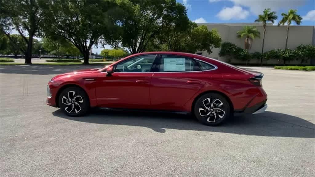 new 2024 Hyundai Sonata car, priced at $27,979