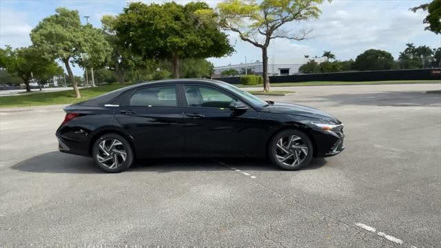 new 2025 Hyundai Elantra car, priced at $26,444