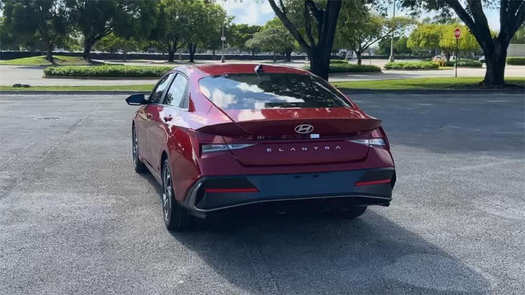 new 2025 Hyundai Elantra car, priced at $26,702