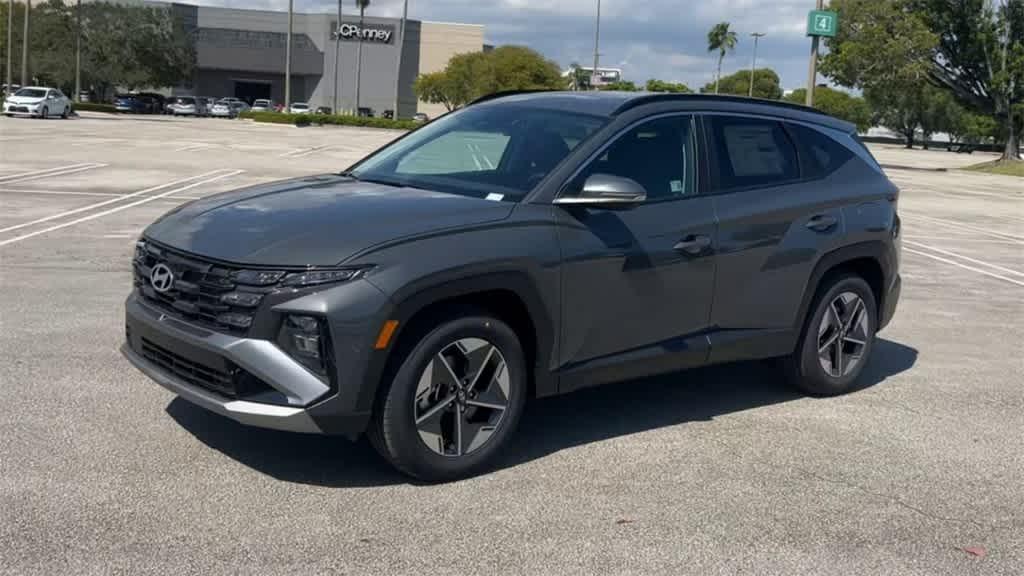 new 2025 Hyundai Tucson car, priced at $33,613