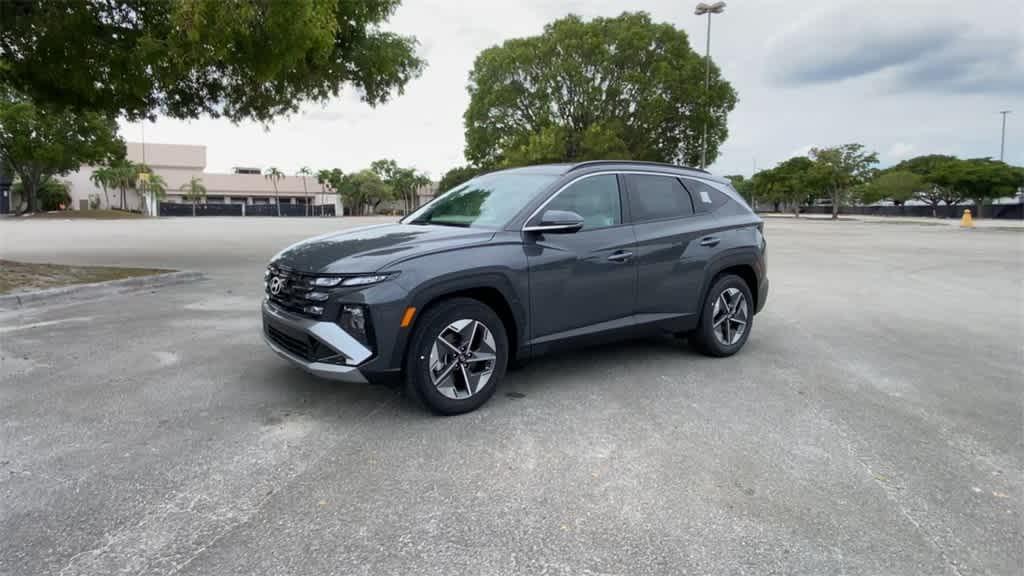 new 2025 Hyundai Tucson car, priced at $33,732