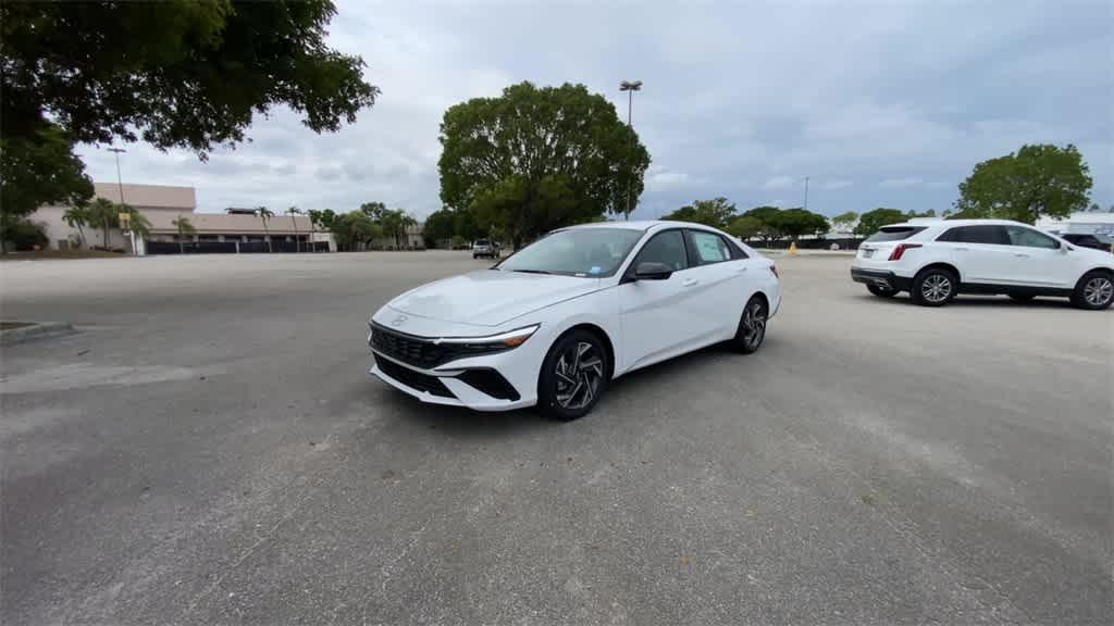 new 2025 Hyundai Elantra car, priced at $24,465