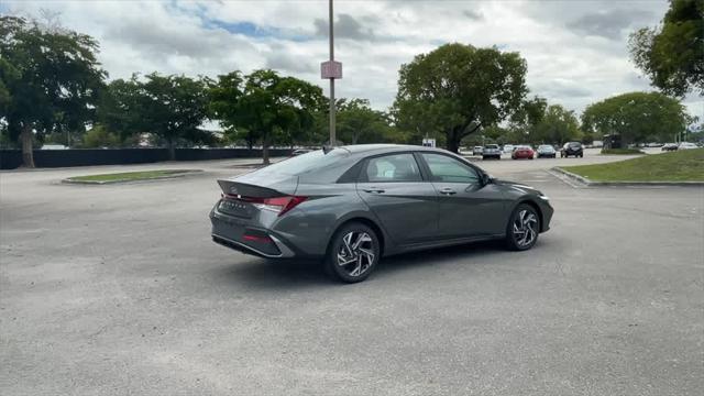 new 2025 Hyundai Elantra car, priced at $24,009