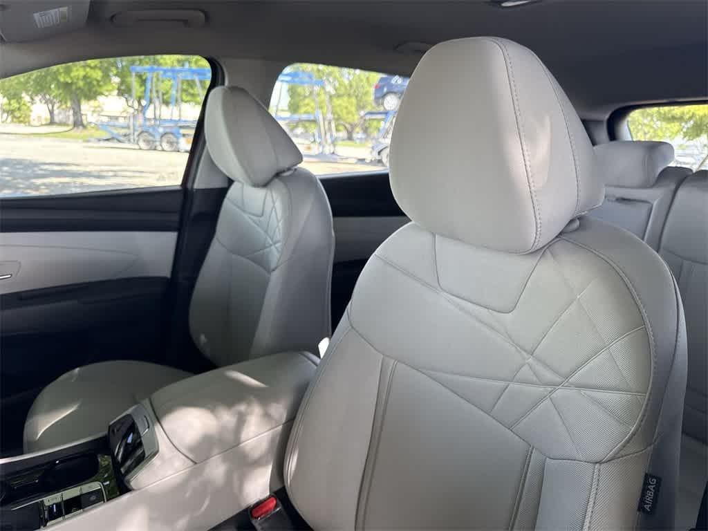 new 2025 Hyundai Tucson car, priced at $30,586