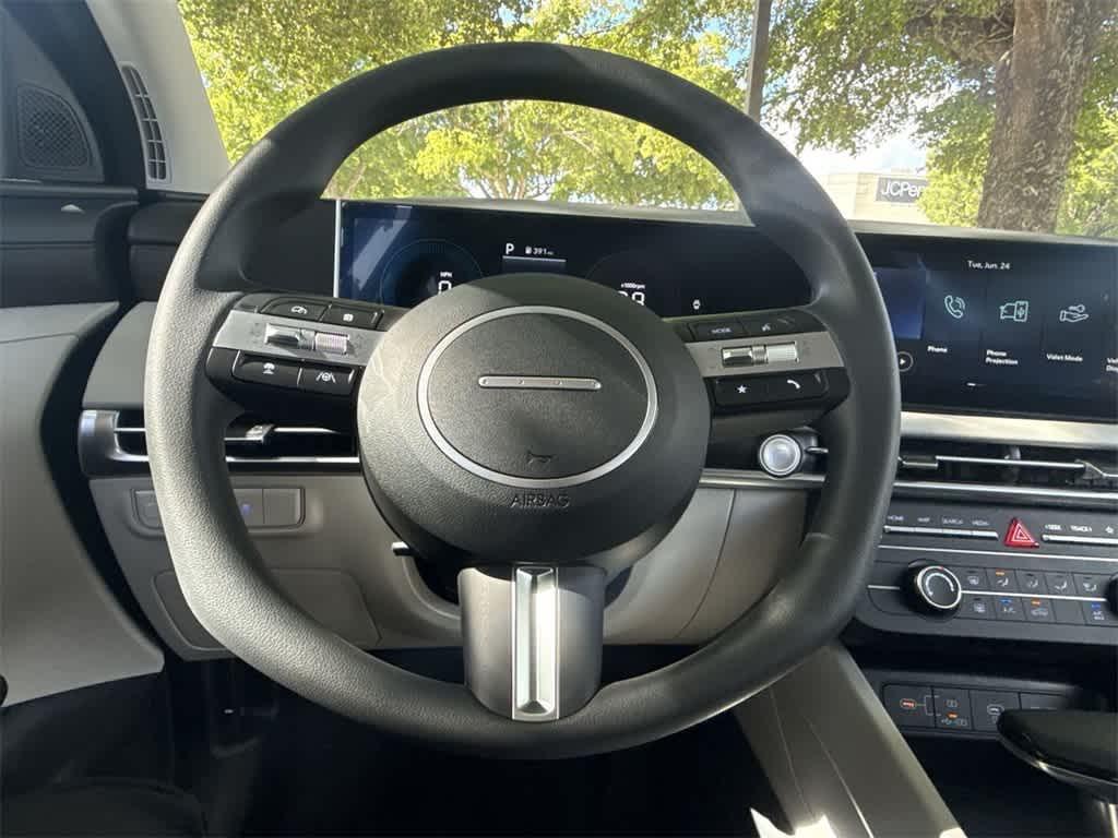 new 2025 Hyundai Tucson car, priced at $30,586