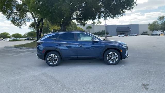 new 2025 Hyundai Tucson car, priced at $34,018