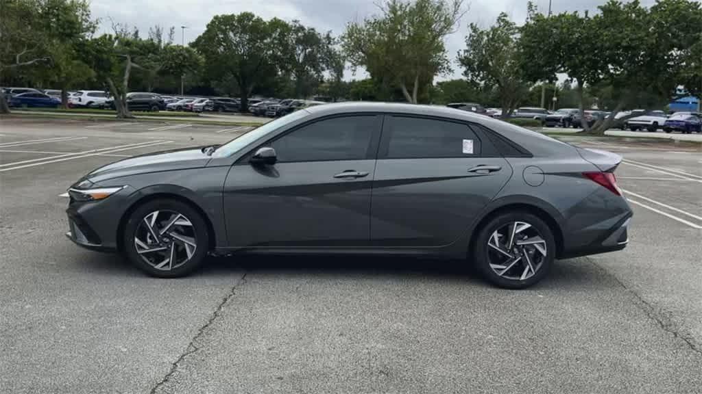 new 2025 Hyundai Elantra car, priced at $23,966