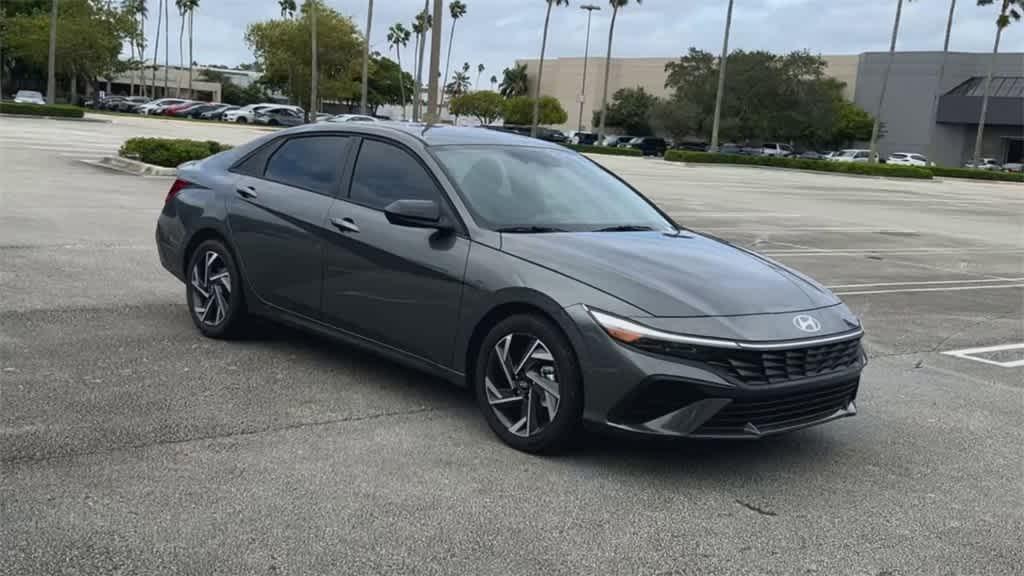 new 2025 Hyundai Elantra car, priced at $23,966