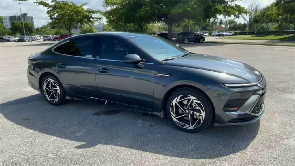 new 2024 Hyundai Sonata car, priced at $30,988