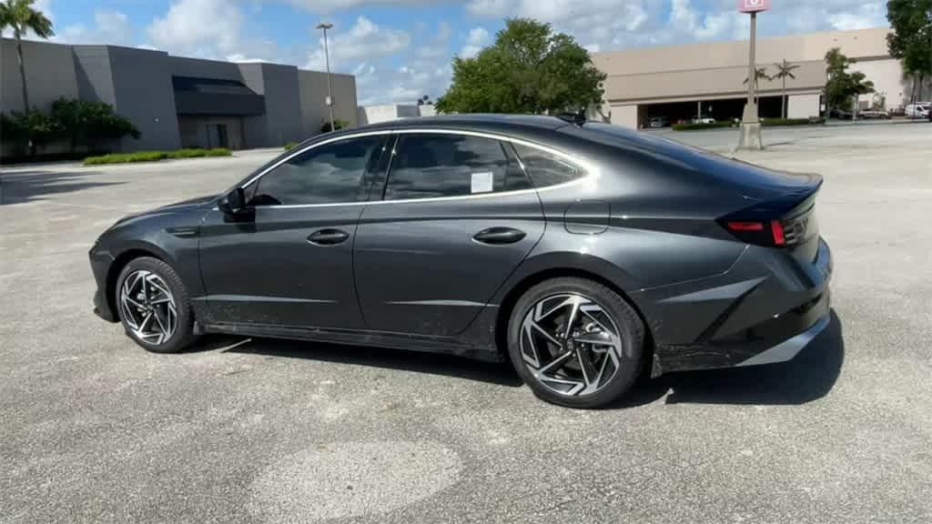 new 2024 Hyundai Sonata car, priced at $30,988