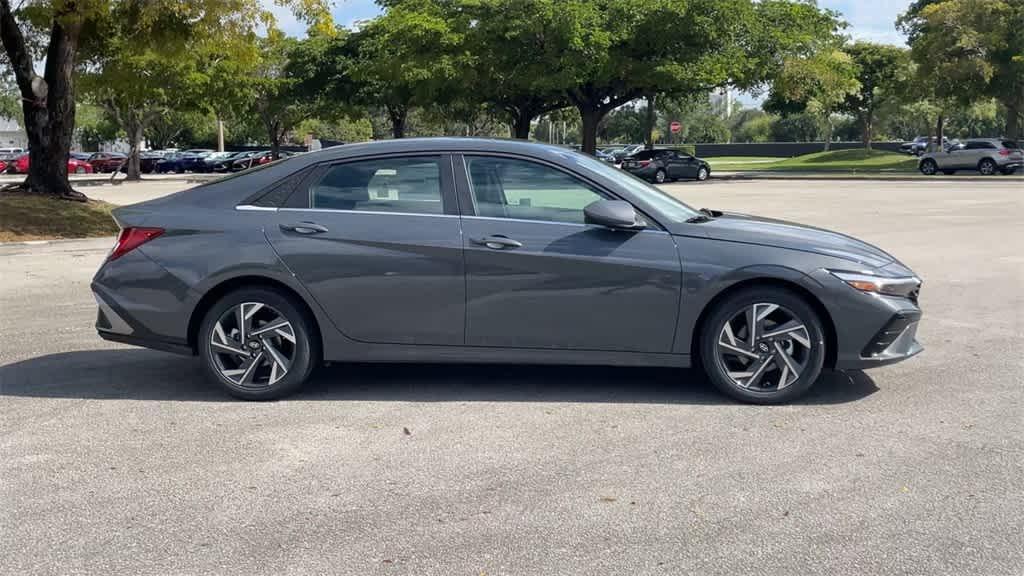 new 2025 Hyundai Elantra car, priced at $26,354