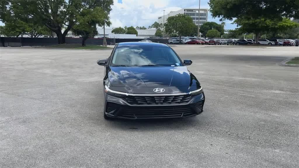 new 2025 Hyundai Elantra HEV car, priced at $30,440