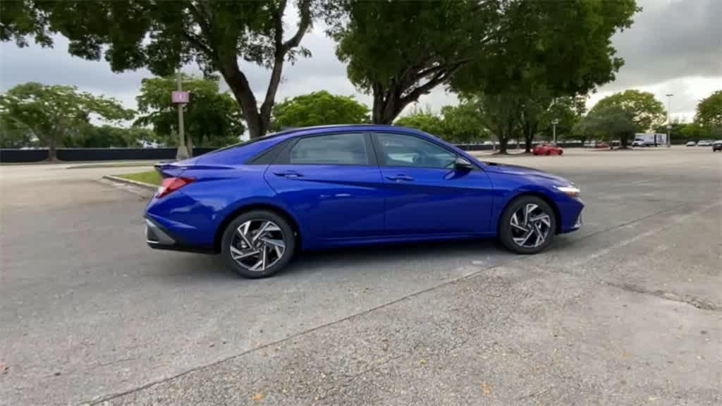 new 2025 Hyundai Elantra car, priced at $23,966